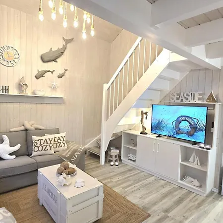 Ferienhaus Strandhaus Rügen 243 - Meerblick, Sauna, Kamin&whirlpool