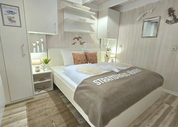 Strandhaus Ruegen 243 *