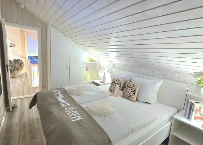 Dom wakacyjny Strandhaus Ruegen 243 *